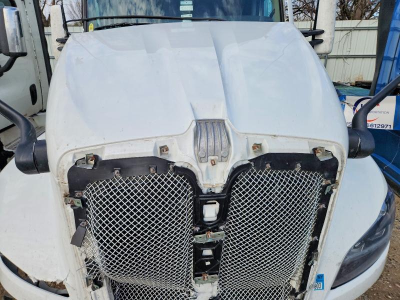 2024 Kenworth T680 VIN 1XKYD49XXRJ363853 COPART salvage auction — FRONT END, TX - SALVAGE VEHICLE TITLE, sold $6,700 on 2026-07-30 (photo 7)