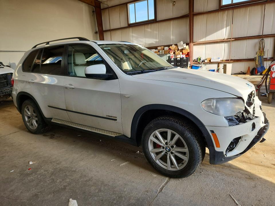 2012 BMW X5 VIN 5UXZV4C57CL754618 COPART salvage auction — FRONT END, Ab - Bos - Salvage, sold $1,100 on 2026-07-30 (photo 4)