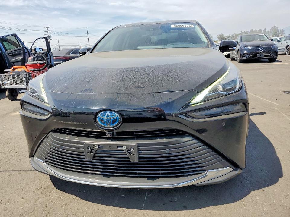 2021 Toyota Mirai VIN JTDAAAAA3MA002002 COPART salvage auction — SIDE, CA, sold $1,400 on 2026-07-13 (photo 5)
