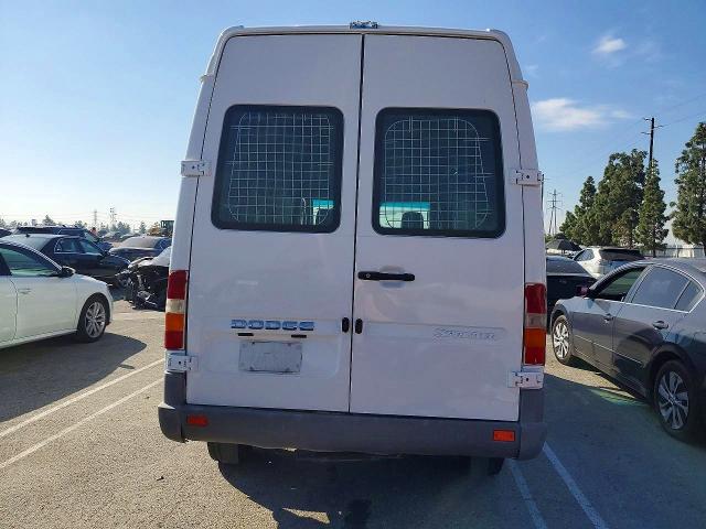 2005 Sprinter 2500 sprin VIN WD2PD644555767032 COPART salvage auction — MINOR DENT/SCRATCHES, CA - DIS/DLR/EXP ONLY CLEAN TITLE, sold $950 on 2026-07-07 (photo 6)