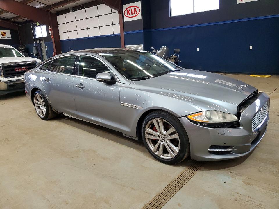 2011 Jaguar Xj series VIN SAJWA2GB6BLV07658 COPART salvage auction — FRONT END, Ct - Certificate Of Title, sold $2,950 on 2026-07-24 (photo 4)