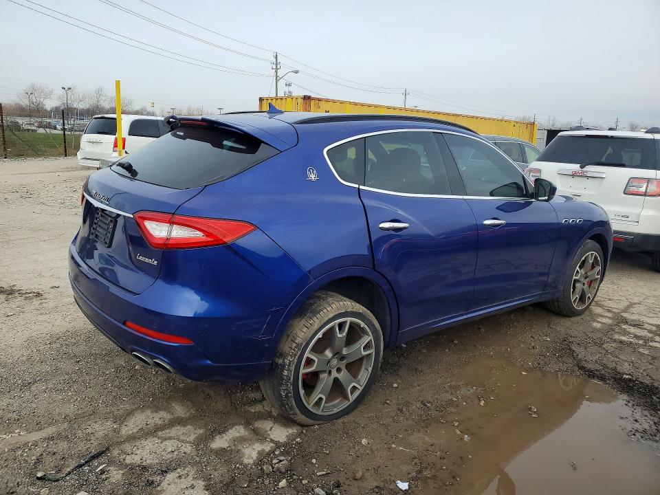 2017 Maserati Levante VIN ZN661YUS0HX246615 COPART salvage auction — MINOR DENT/SCRATCHES, VA - CERTIFICATE OF TITLE, sold $4,300 on 2026-07-03 (photo 3)