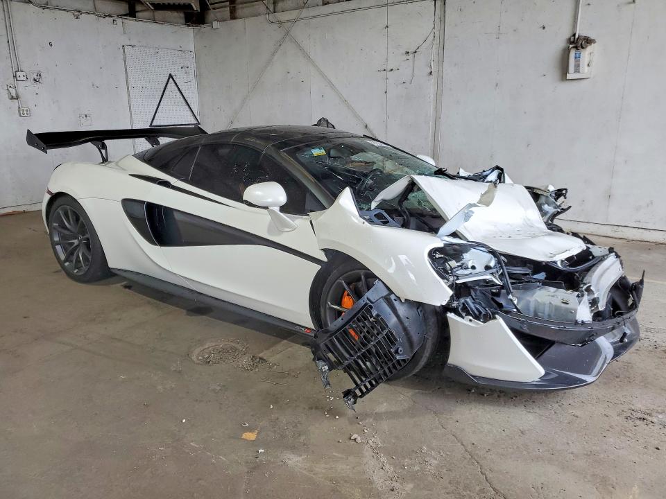 2019 Mclaren 570s VIN SBM13FAA7KW006388 COPART salvage auction — FRONT END, Or - Lien Papers Salvage, sold $46,500 on 2026-08-10 (photo 4)