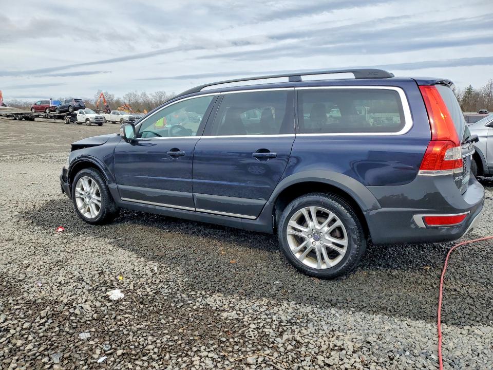 2016 Volvo Xc70 VIN YV4612NM2G1264871 COPART salvage auction — FRONT END, NJ - CERT OF TITLE-SALVAGE, sold $5,900 on 2026-07-02 (photo 2)
