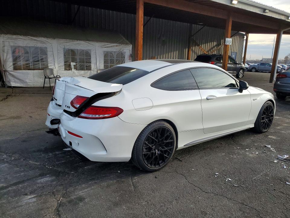 2018 Mercedes-benz VIN WDDWJ6EB6JF685307 COPART salvage auction — REAR END, Co - Public - Salvage Title, sold $9,000 on 2026-07-02 (photo 3)