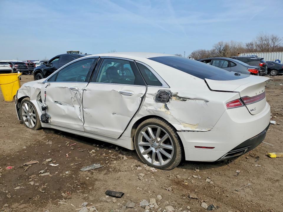 2015 Lincoln Mkz VIN 3LN6L2G9XFR619176 COPART salvage auction — SIDE, Il - Salvage Certificate, sold $275 on 2026-09-14 (photo 2)