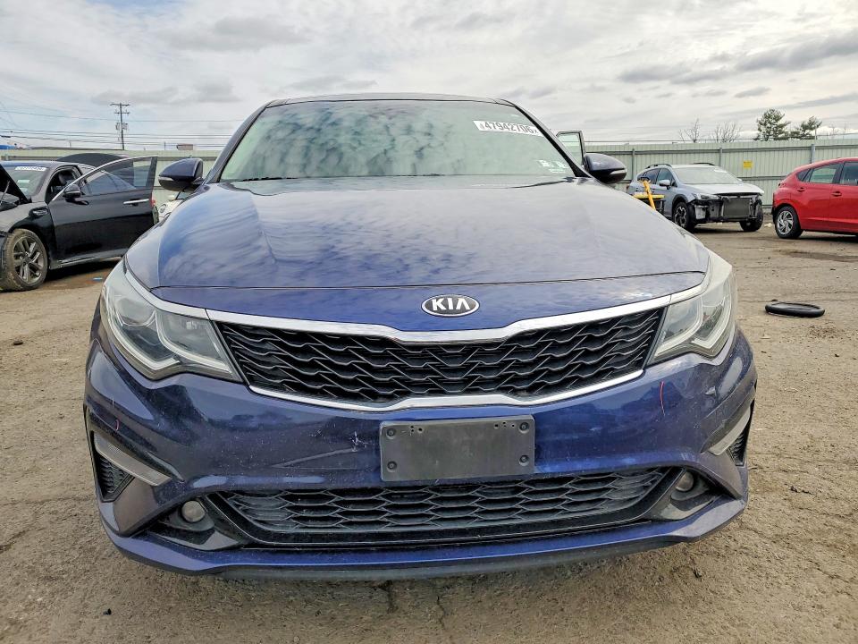 2019 Kia Optima VIN 5XXGT4L31KG368580 COPART salvage auction — SIDE, PA, sold $2,700 on 2026-07-17 (photo 5)