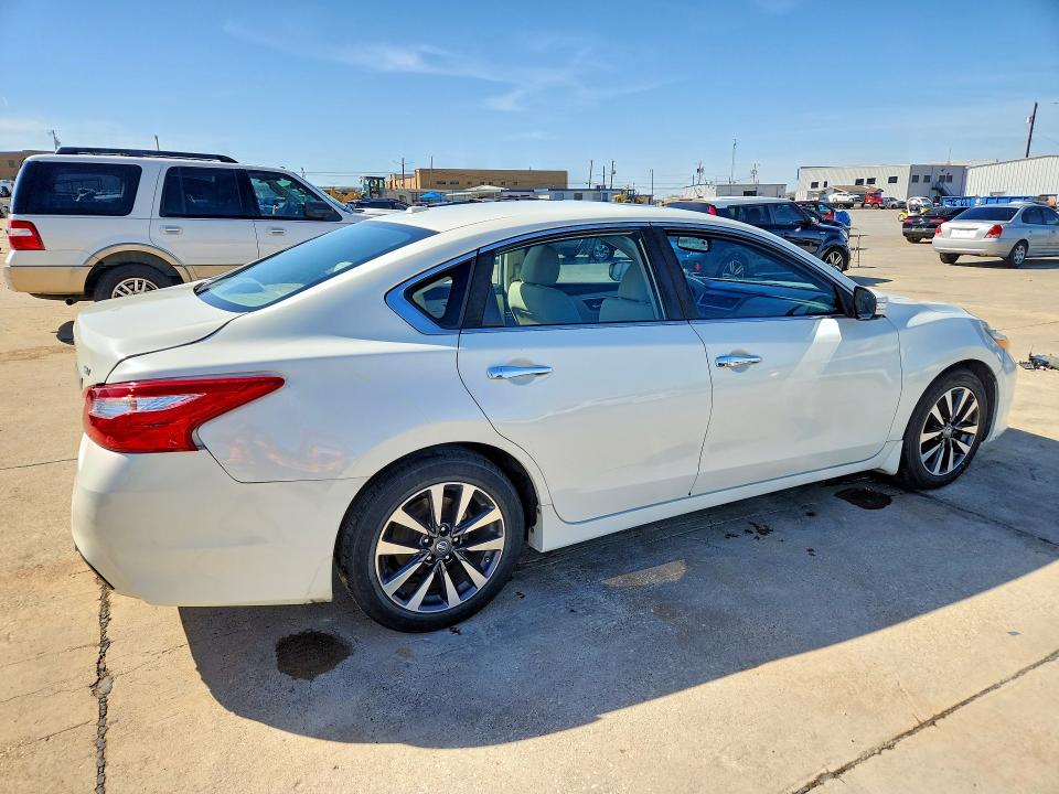 2016 Nissan VIN 1N4AL3AP3GC295456 COPART salvage auction — REAR END, Tx - Certificate Of Title, sold $3,200 on 2026-07-09 (photo 3)