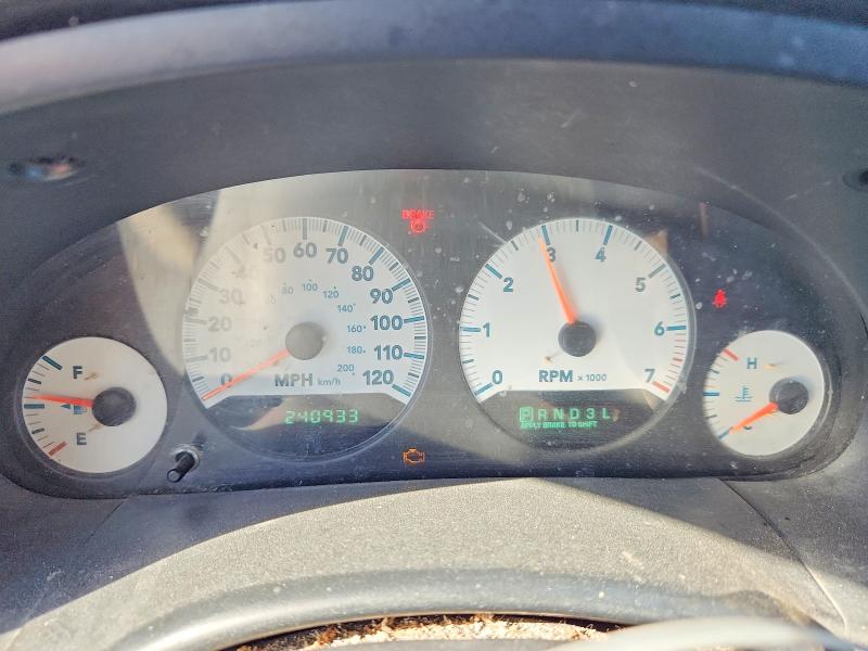 2005 Dodge Caravan VIN 1D4GP45R65B139976 COPART salvage auction — FRONT END, AL - CERT OF TITLE-SALVAGE TITLE, sold $200 on 2026-10-15 (photo 9)