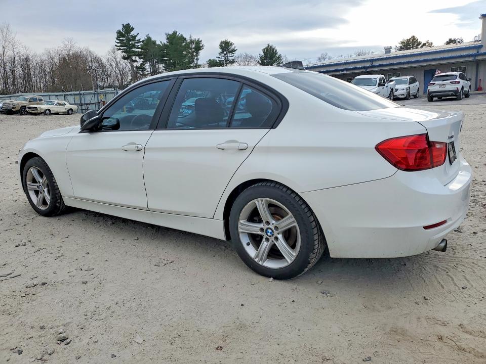 2015 BMW 3er VIN WBA3C3G54FNS76035 COPART salvage auction — SIDE, Id - Salvage Certificate Of Title, sold $2,900 on 2026-07-16 (photo 2)