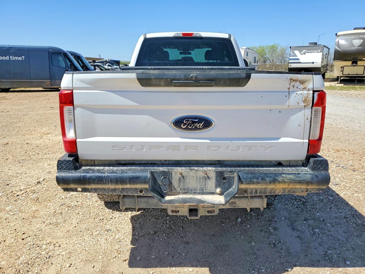 2019 Ford F-250 VIN 1FT7X2BTXKEF69358 COPART salvage auction — Minor Dent/Scratches, TX - CERTIFICATE OF TITLE, sold $7,500 on 2026-07-09 (photo 6)