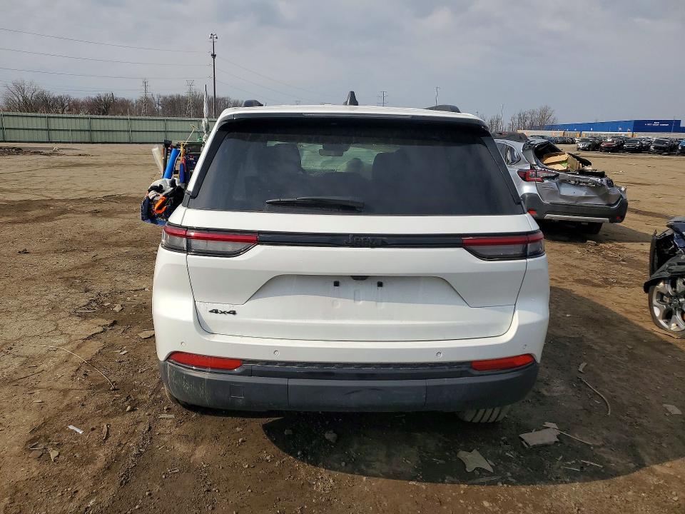 2025 Jeep Cherokee VIN 1C4RJHAGXS8749259 COPART salvage auction — FRONT END, Mi - Scrap Certificate Of Title, sold $6,100 on 2026-07-03 (photo 6)