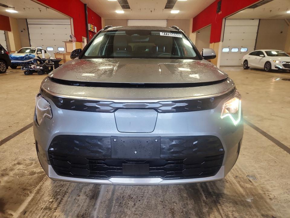 2024 Kia VIN KNDCR3L1XR5121899 COPART salvage auction — FRONT END, Fl - Cert Of Title Slvg Rebuildable, sold $10,600 on 2026-07-06 (photo 5)