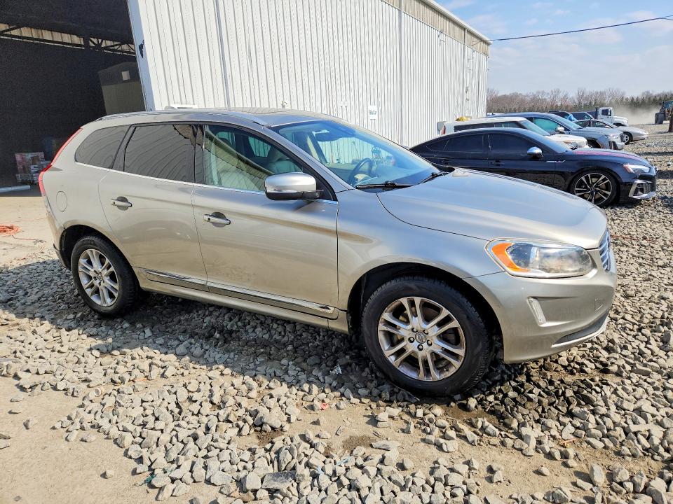 2015 Volvo Xc60 VIN YV4612RKXF2673055 COPART salvage auction — WATER/FLOOD, Nj - Cert Of Title-Salvage Flood, sold $1,650 on 2026-07-09 (photo 4)
