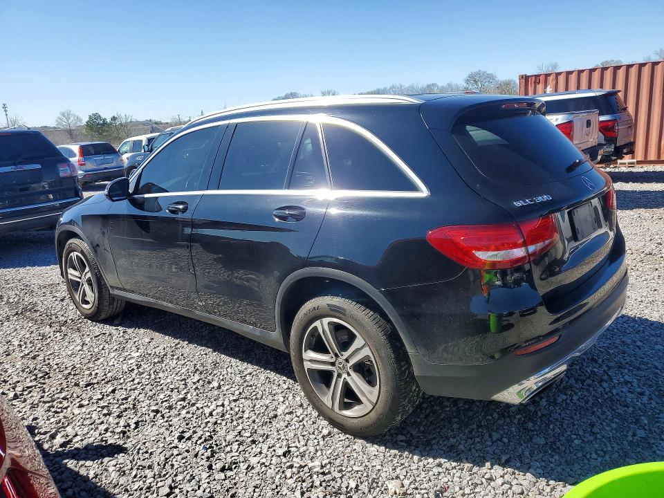 2019 Mercedes-benz Glc VIN WDC0G4JB5KV124607 COPART salvage auction — SIDE, Salvage Title, sold $3,650 on 2026-07-14 (photo 2)