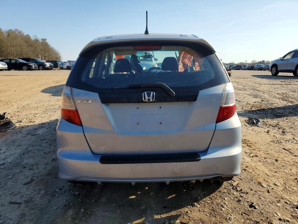 2009 Honda Fit VIN JHMGE884X9C002421 COPART salvage auction — FRONT END, Ga - Bill Of Sale - Parts Only, sold $250 on 2026-07-07 (photo 6)