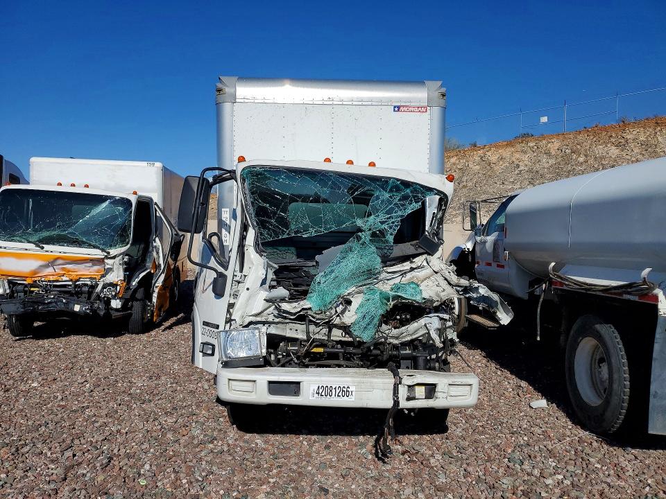 2022 Isuzu VIN JALE5W162N7300603 COPART salvage auction — FRONT END, Salvage Title, sold $2,050 on 2026-08-05 (photo 5)