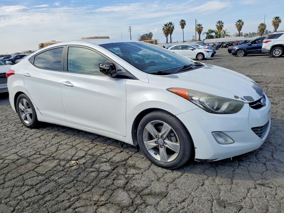 2013 Hyundai Elantra VIN 5NPDH4AE5DH256283 COPART salvage auction — VANDALISM, Salvage Title, sold $850 on 2026-07-30 (photo 4)