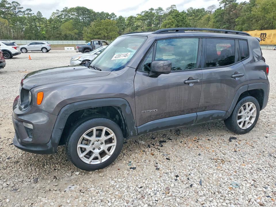 2019 Jeep Renegade VIN ZACNJBBBXKPJ84922 — COPART salvage auction photo