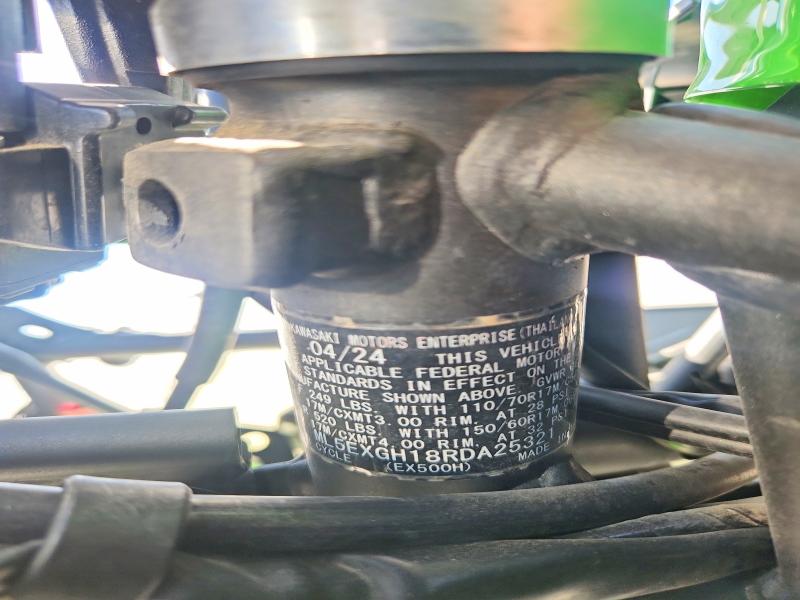 2024 Kawasaki Ex VIN ML5EXGH18RDA25321 COPART salvage auction — SIDE, Tx - Salvage Vehicle Title, sold $1,900 on 2026-07-30 (photo 9)