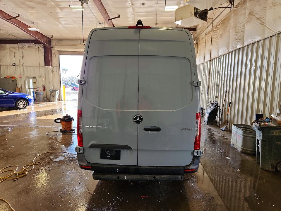 2021 Mercedes-benz Sprinter VIN W1Y4EDHY9MT075932 COPART salvage auction — SIDE, Oh - Cert Of Title-Salvage, sold $12,300 on 2026-07-13 (photo 6)