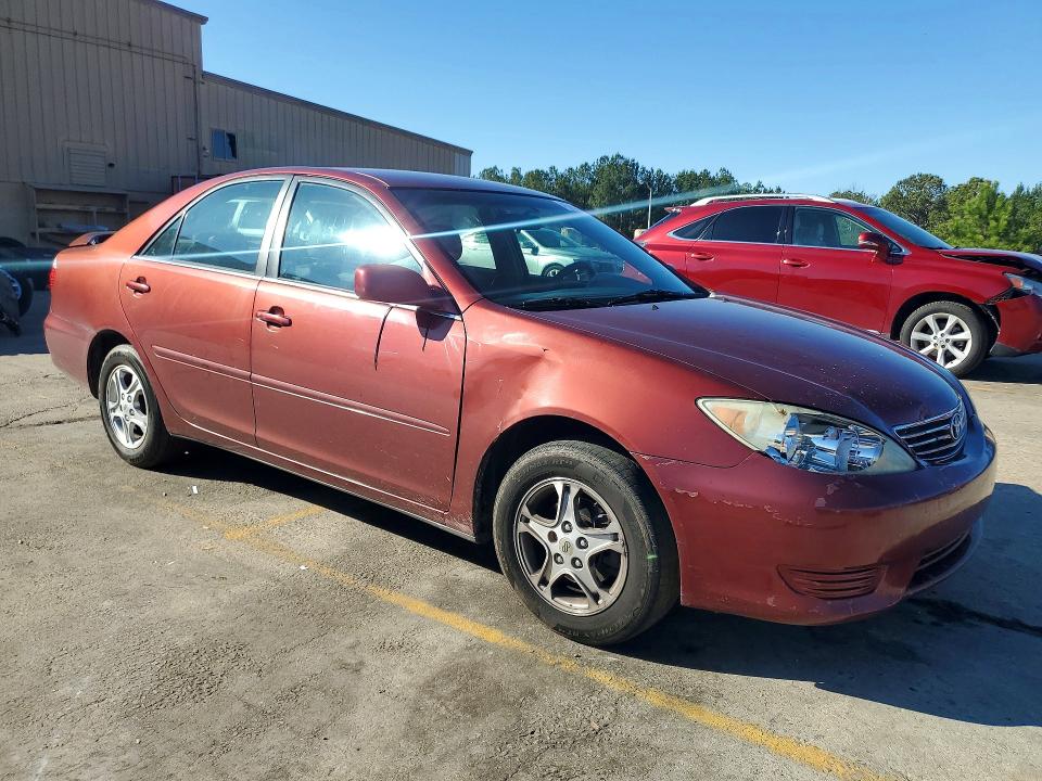 2005 Toyota Camry VIN 4T1BE32K65U023367 COPART salvage auction — FRONT END, Sc - Cert Of Title-Salvage, sold $575 on 2026-07-03 (photo 4)