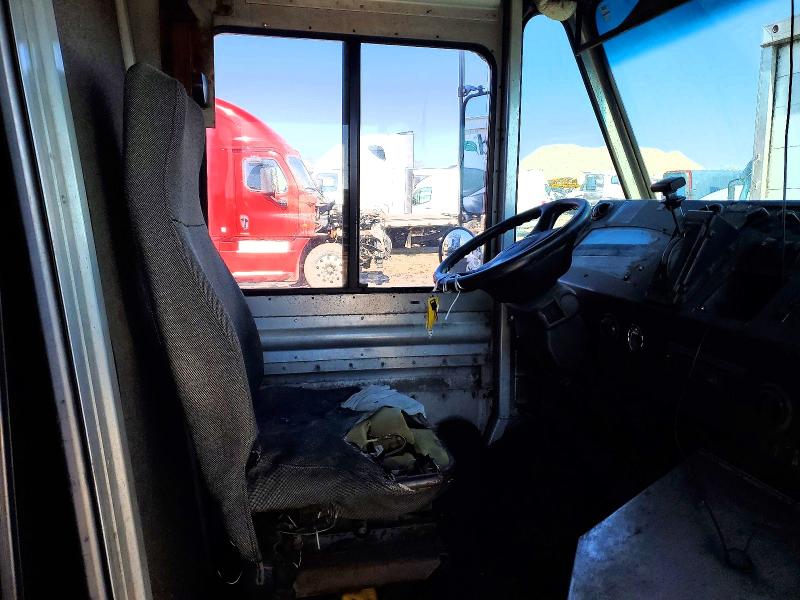 2010 Workhorse W42 VIN 5B4KPD280A3439476 COPART salvage auction — NORMAL WEAR, Il - Certificate Of Title (P), sold $1,500 on 2026-07-30 (photo 7)
