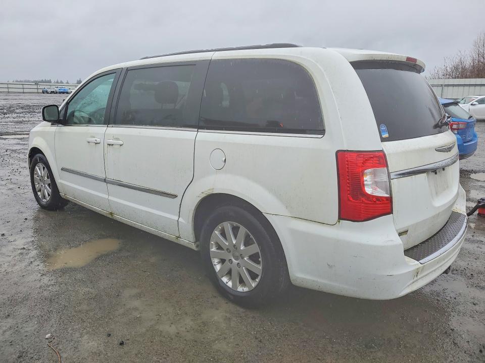 2015 Chrysler VIN 2C4RC1BG0FR571047 COPART salvage auction — FRONT END, Wa - Cert Of Ownership-Rebuilt, sold $625 on 2026-07-20 (photo 2)
