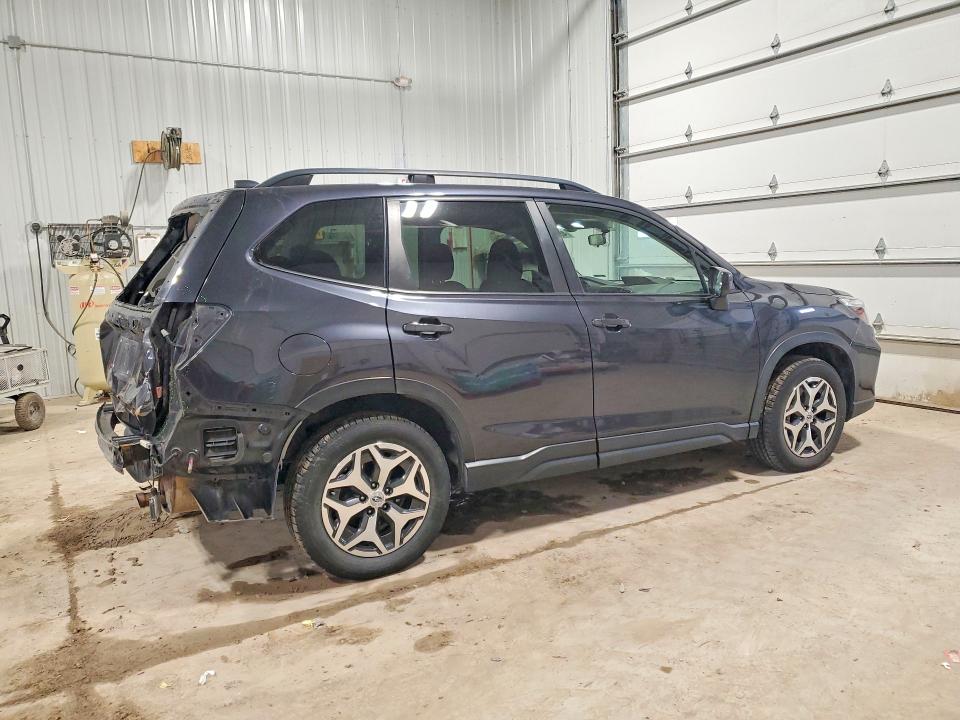 2019 Subaru Forester VIN JF2SKAGC2KH450117 COPART salvage auction — REAR END, Ia - Cert Of Title-Salvage Title, sold $2,250 on 2026-07-17 (photo 3)
