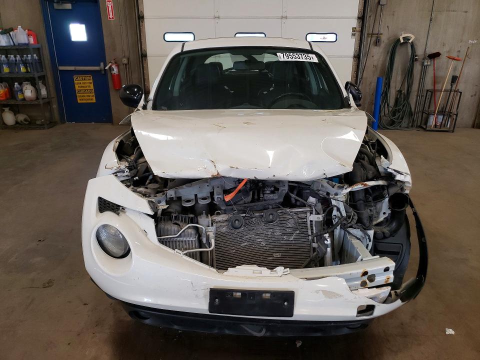 2013 Nissan Juke VIN JN8AF5MV6DT215011 COPART salvage auction — FRONT END, Ia - Certificate Of Title, sold $1,150 on 2026-07-07 (photo 5)