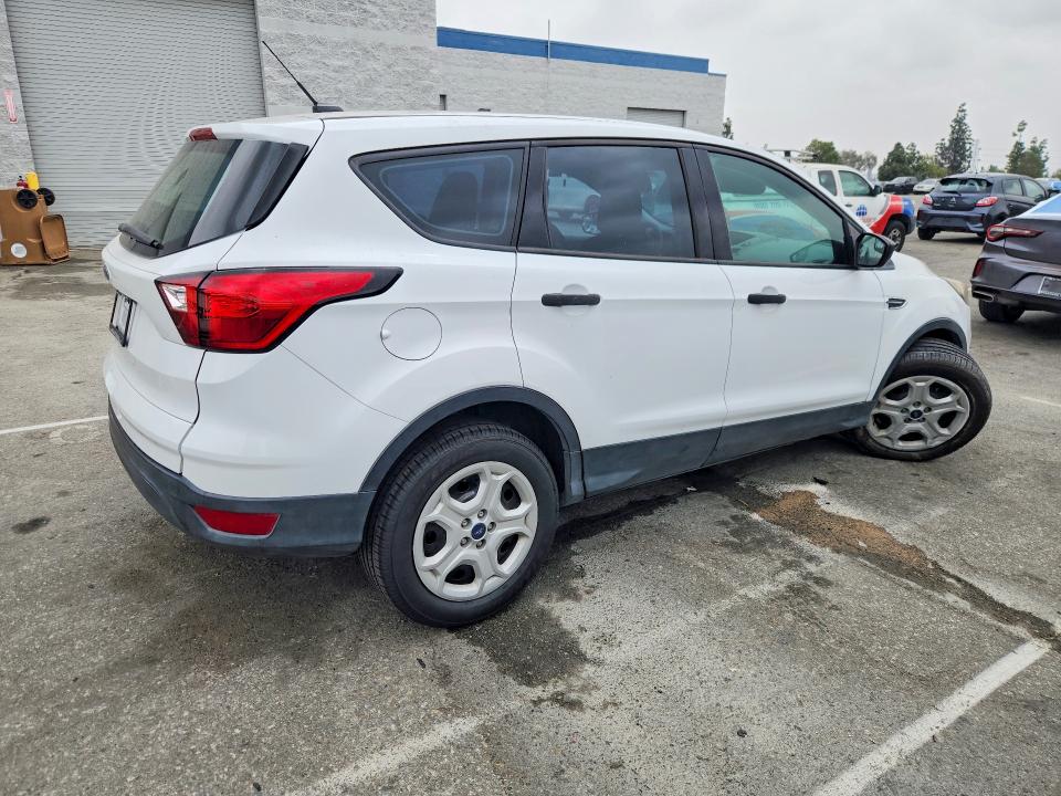 2019 Ford Escape VIN 1FMCU0F70KUC34765 COPART salvage auction — FRONT END, Ca - Salvage Certificate, sold $1,700 on 2026-07-02 (photo 3)