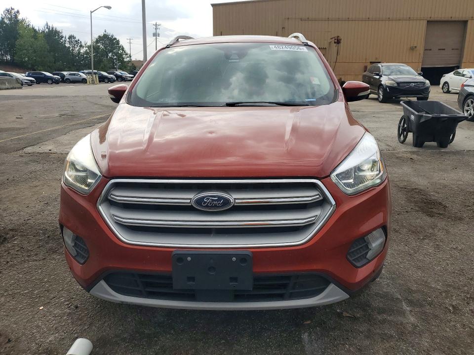 2019 Ford Escape VIN 1FMCU9J95KUB01321 COPART salvage auction — NORMAL WEAR, Sc - Certificate Of Title, sold $4,000 on 2026-07-28 (photo 5)