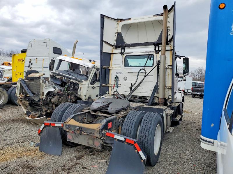 2018 Volvo VIN 4V4N39TG0JN892592 COPART salvage auction — MECHANICAL, In - Certificate Of Title, sold $5,000 on 2026-07-09 (photo 4)