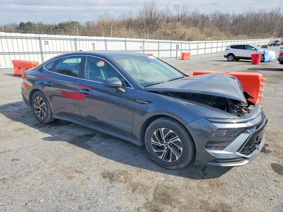 2026 Hyundai Sonata VIN KMHL24JJ4TA138740 COPART salvage auction — FRONT END, Az - Cert Of Title - Salvage, sold $11,200 on 2026-07-02 (photo 4)