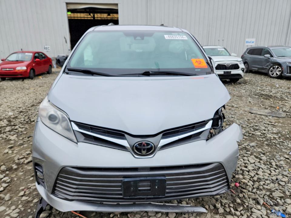 2018 Toyota Sienna VIN 5TDYZ3DC1JS910401 COPART salvage auction — SIDE, Salvage Title, sold $2,600 on 2026-07-22 (photo 5)