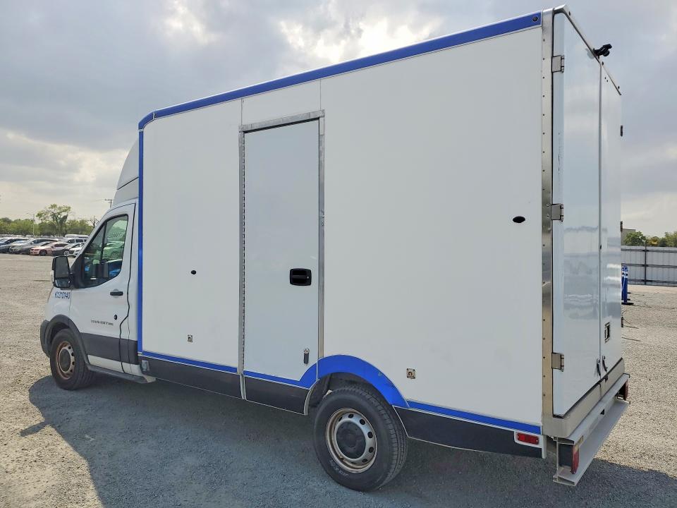 2021 Ford Transit VIN 1FDBW5Z88MKA84393 COPART salvage auction — MINOR DENT/SCRATCHES, Fl - Certificate Of Title, sold $11,000 on 2026-07-30 (photo 2)
