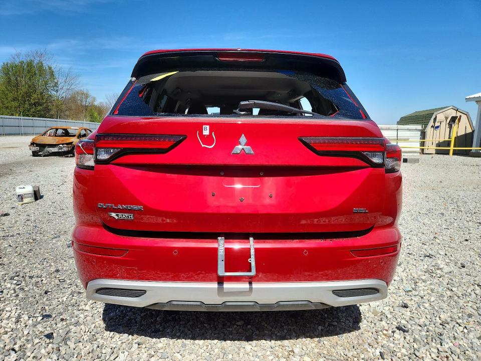 2024 Mitsubishi Outlander VIN JA4J3WA84RZ073099 COPART salvage auction — VANDALISM, AR - CERT OF TITLE-SALVAGE, sold $6,200 on 2026-07-27 (photo 6)