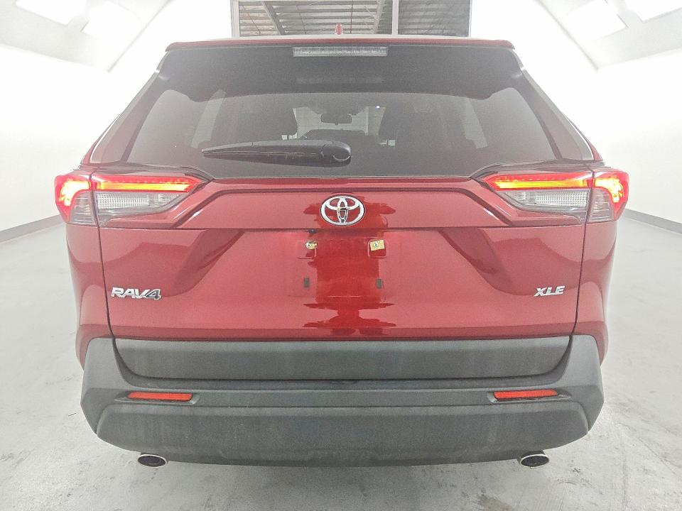 2022 Toyota Rav 4 VIN JTMC1RFV0ND089232 COPART salvage auction — FRONT END, Ca - Certificate Of Title, sold $825 on 2026-07-21 (photo 6)