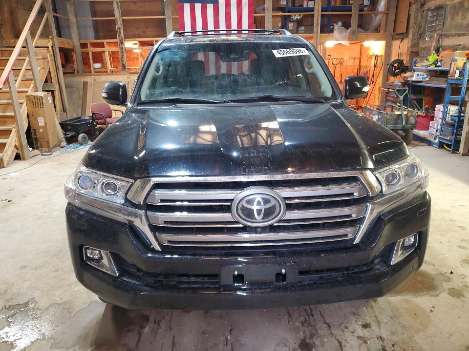 2019 Toyota Land cruiser VIN JTMCY7AJ0K4077355 COPART salvage auction — FRONT END, Sd - Cert Of Title-Salvage, sold $14,100 on 2026-07-28 (photo 5)