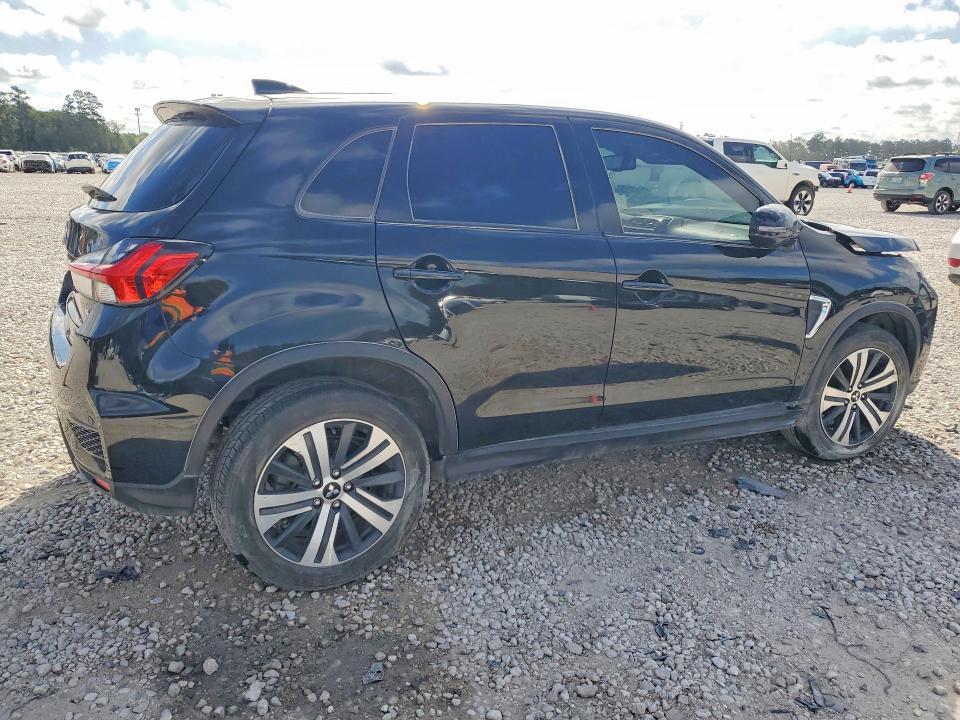 2022 Mitsubishi Outlander VIN JA4APVAU7NU011490 COPART salvage auction — VANDALISM, Tx - Certificate Of Title, sold $3,350 on 2026-07-07 (photo 3)