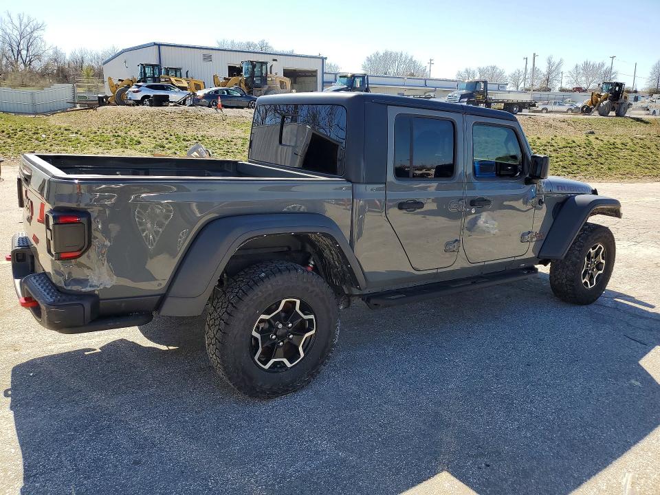 2022 Jeep Gladiator VIN 1C6JJTBG8NL131431 COPART salvage auction — REAR END, Mo - Certificate Of Title, sold $28,250 on 2026-07-09 (photo 3)