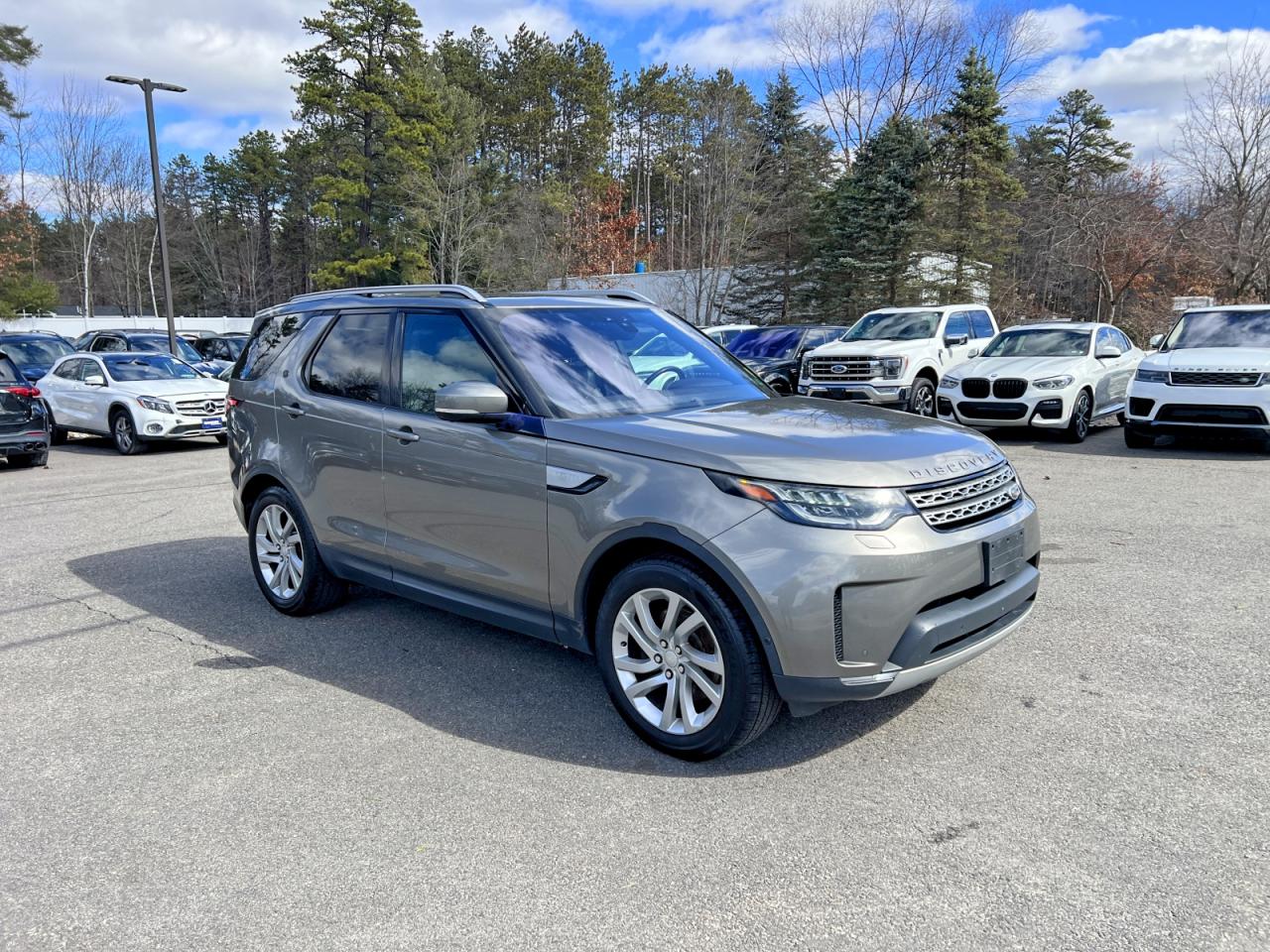 2017 Land Rover Discovery VIN SALRRBBK0HA038494 COPART salvage auction — Minor Dent/Scratches, VA - CERTIFICATE OF TITLE (P), sold $6,900 on 2026-04-24 (photo 1)