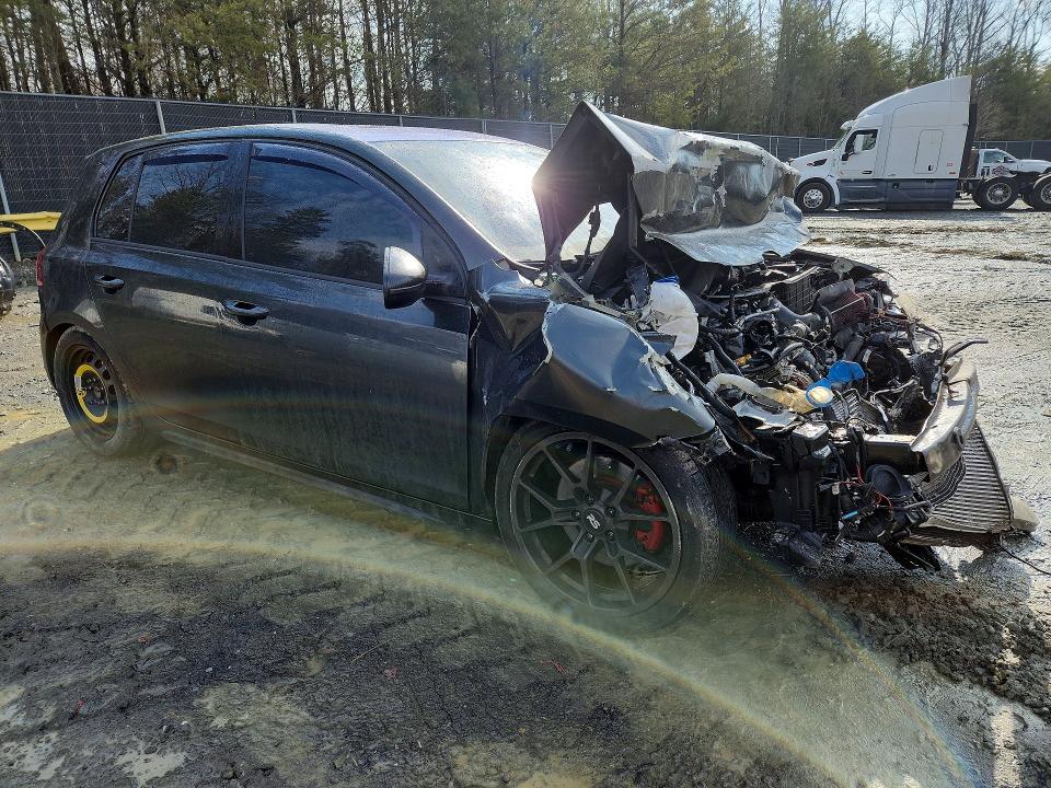 2013 Volkswagen Gti VIN WVWHD7AJ0DW024518 COPART salvage auction — FRONT END, Md - Cert Of Salvage > 75% Damage, sold $350 on 2026-07-24 (photo 4)