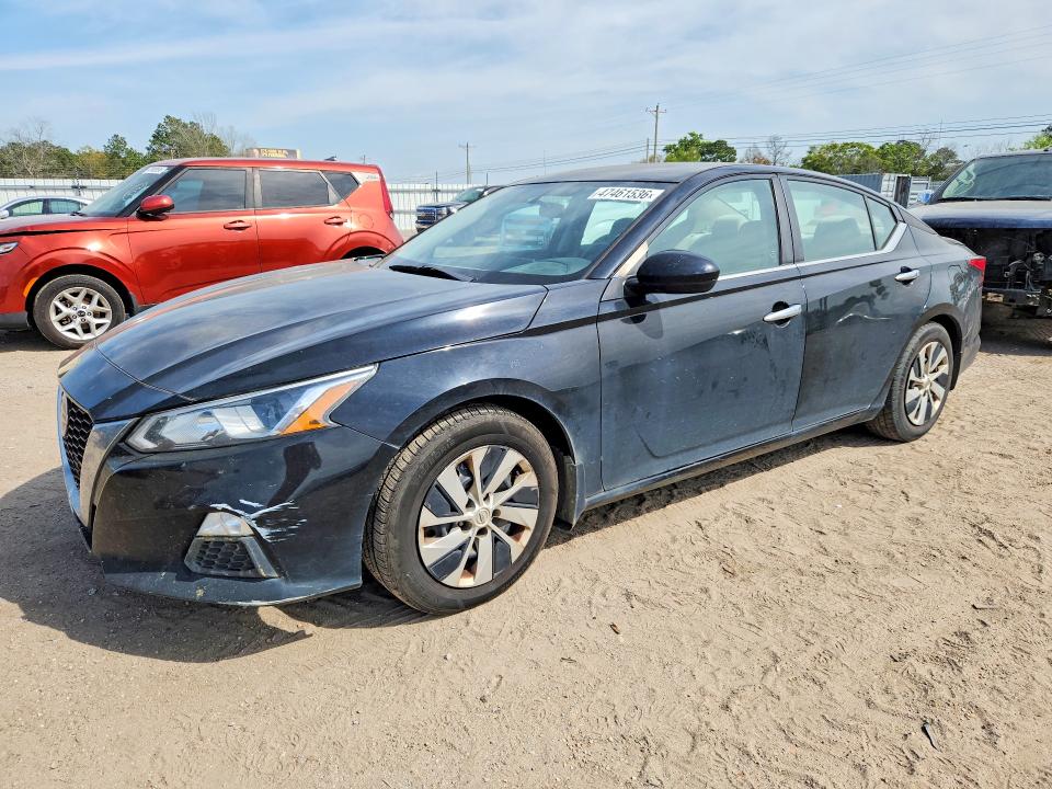 2019 Nissan Altima VIN 1N4BL4BV0KC112451 COPART salvage auction — REAR END, Al - Certificate Of Title, sold $2,300 on 2026-07-09 (photo 1)