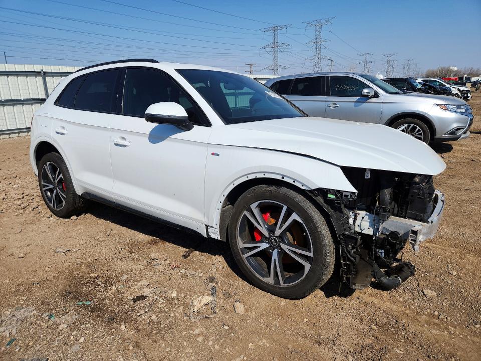 2025 Audi Q5 VIN WA1EAAFY0S2032020 COPART salvage auction — FRONT END, Il - Salvage Certificate, sold $15,000 on 2026-07-02 (photo 4)