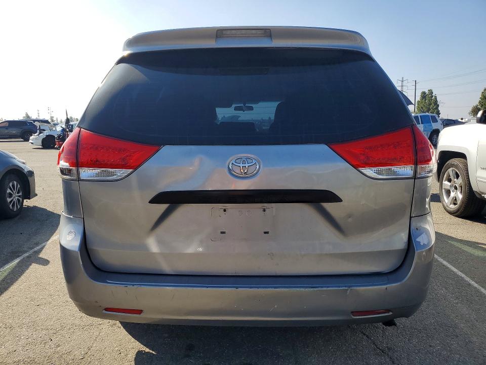 2011 Toyota Sienna VIN 5TDKA3DC9BS008044 COPART salvage auction — FRONT END, CA - SALVAGE CERTIFICATE, sold $1,650 on 2026-07-30 (photo 6)