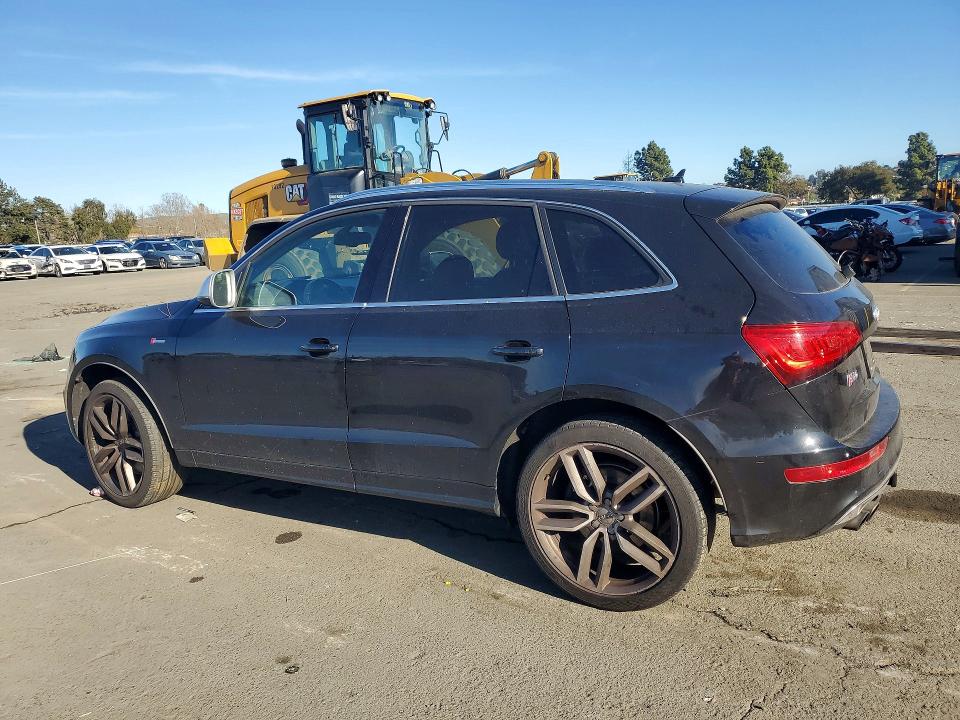 2014 Audi Q5 VIN WA1CGAFP0EA067017 COPART salvage auction — MECHANICAL, Ok - Dis/Dlr/Exp Only Clean Title, sold $3,600 on 2026-07-24 (photo 2)