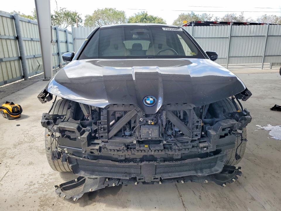 2024 BMW Ix VIN WB523CF03RCP19890 COPART salvage auction — FRONT END, Salvage Title, sold $16,400 on 2026-07-15 (photo 5)