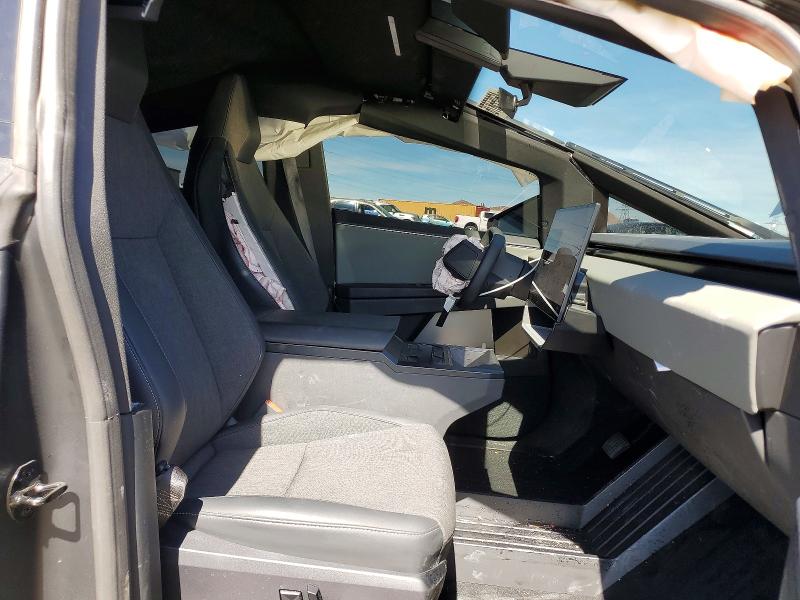 2025 Tesla Cybertruck VIN 7G2CEGEC9SA077409 COPART salvage auction — Front End, NV - SALVAGE TITLE, sold $18,400 on 2026-05-04 (photo 7)