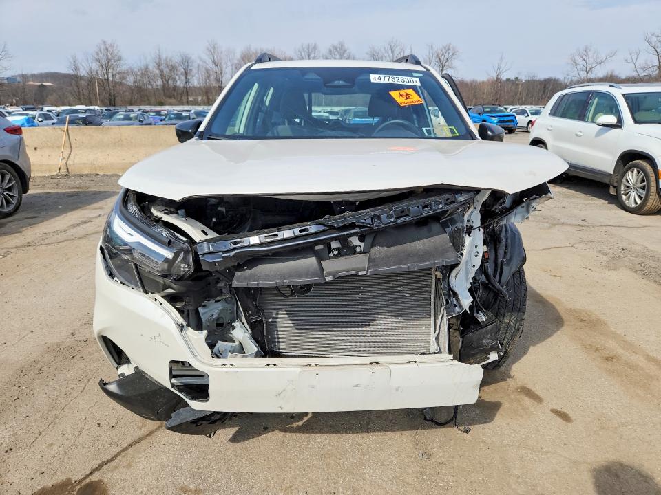 2025 Subaru Forester VIN JF2SLDAC9SH525368 COPART salvage auction — FRONT END, NY - MV907A-PARTS ONLY, sold $2,750 on 2026-07-16 (photo 5)
